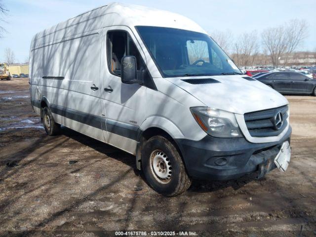  Salvage Mercedes-Benz Sprinter 2500