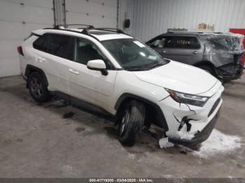  Salvage Toyota RAV4