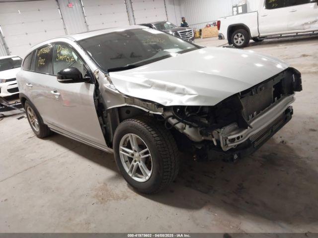  Salvage Volvo V60 Cross Country