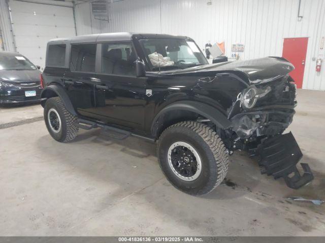  Salvage Ford Bronco