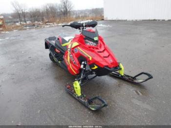  Salvage Polaris 850 Indy Xcr