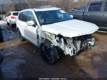  Salvage Kia Telluride