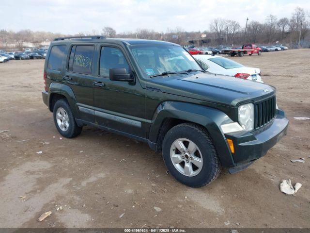  Salvage Jeep Liberty