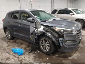  Salvage Hyundai TUCSON