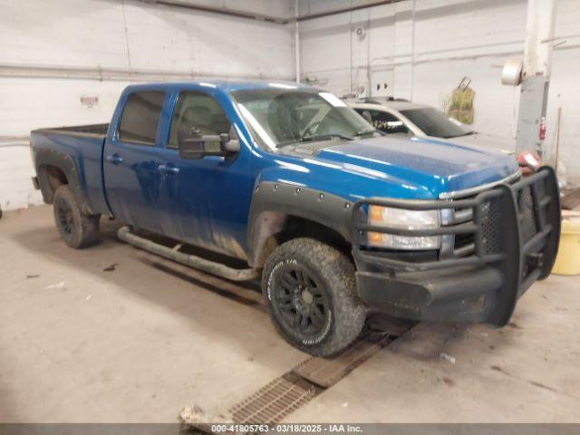  Salvage Chevrolet Silverado 2500