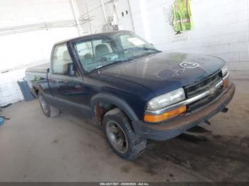  Salvage Chevrolet S-10