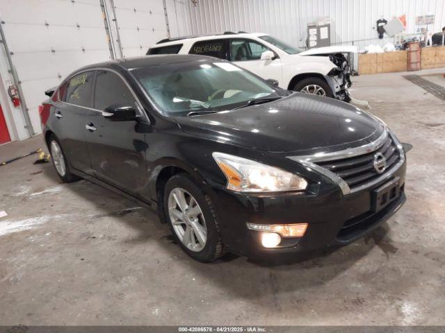  Salvage Nissan Altima