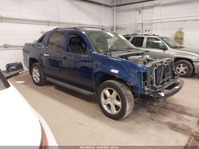 Salvage Chevrolet Avalanche