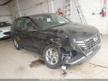  Salvage Hyundai TUCSON