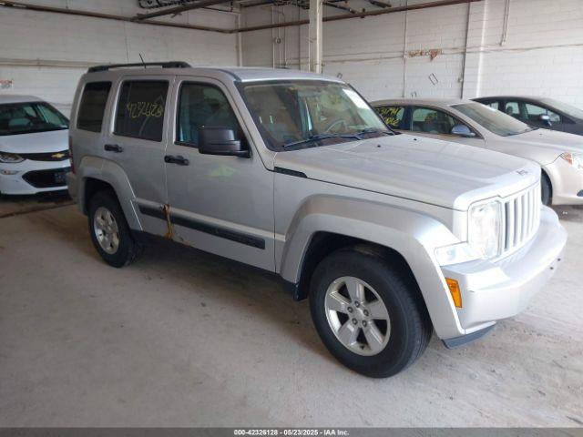  Salvage Jeep Liberty
