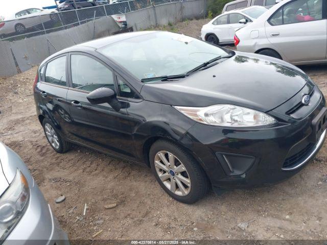  Salvage Ford Fiesta