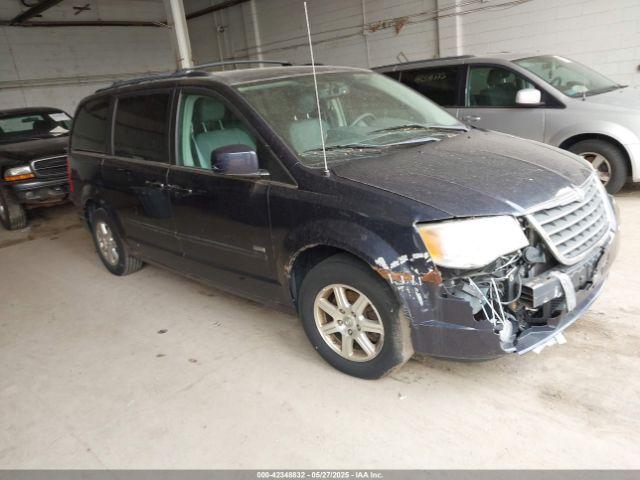  Salvage Chrysler Town & Country