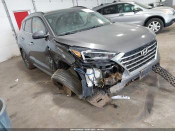  Salvage Hyundai TUCSON
