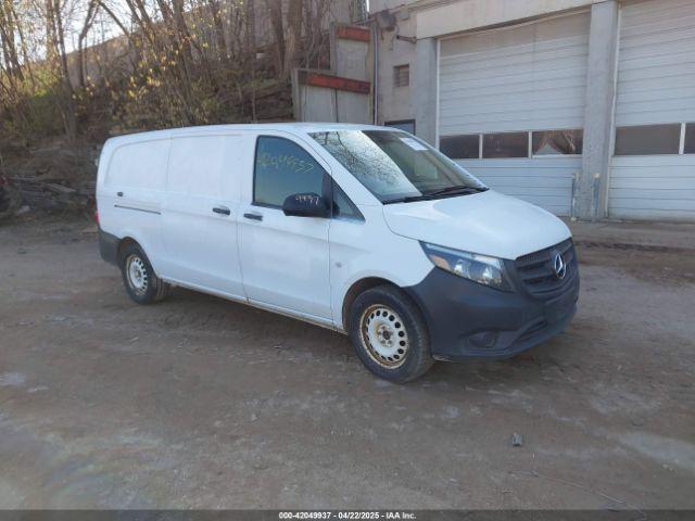  Salvage Mercedes-Benz Metris