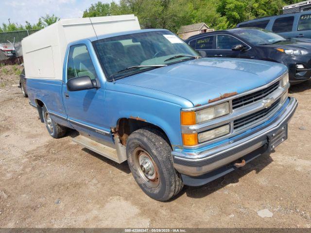  Salvage Chevrolet Gmt