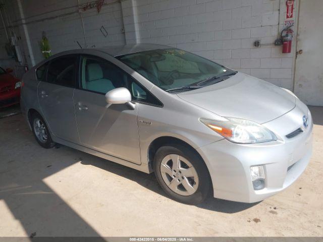  Salvage Toyota Prius