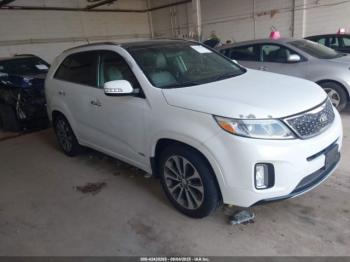  Salvage Kia Sorento