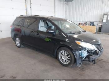  Salvage Toyota Sienna