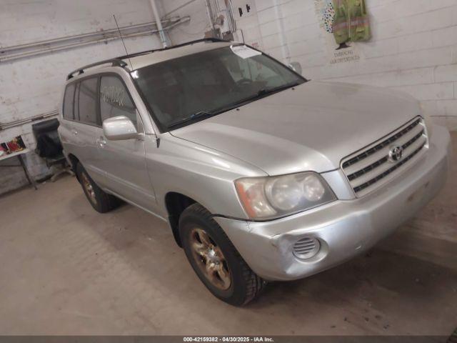  Salvage Toyota Highlander