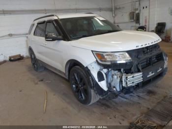  Salvage Ford Explorer