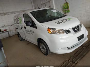  Salvage Nissan Nv