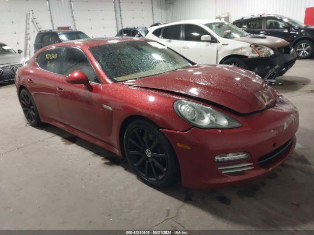 Salvage Porsche Panamera