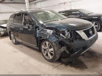  Salvage Nissan Pathfinder