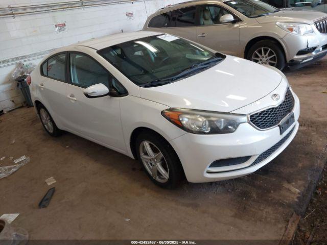  Salvage Kia Forte
