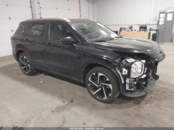  Salvage Mitsubishi Outlander