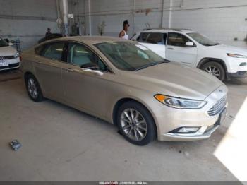  Salvage Ford Fusion