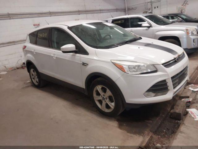 Salvage Ford Escape