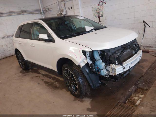  Salvage Ford Edge