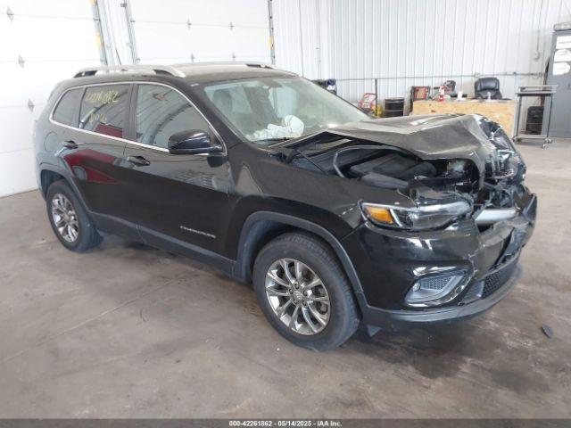  Salvage Jeep Cherokee