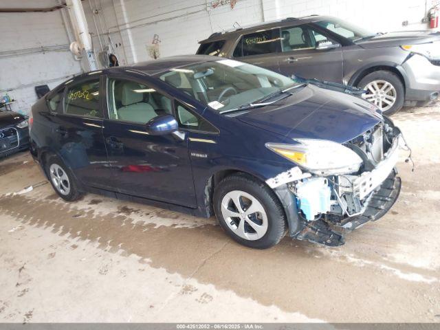  Salvage Toyota Prius