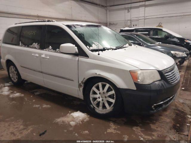  Salvage Chrysler Town & Country