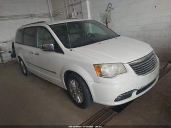  Salvage Chrysler Town & Country