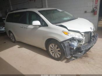  Salvage Toyota Sienna