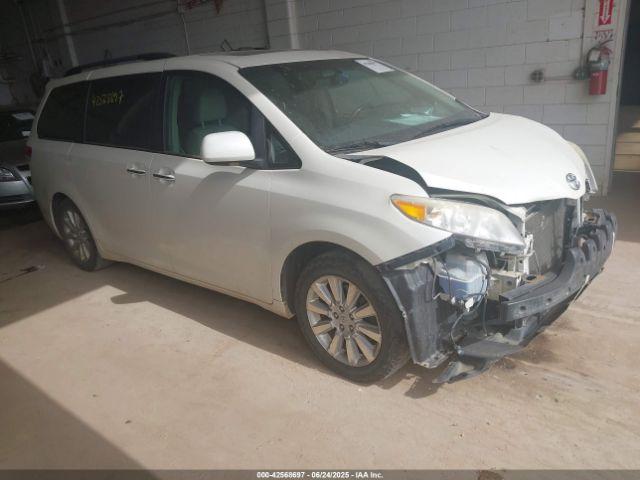  Salvage Toyota Sienna