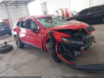  Salvage Jeep Cherokee
