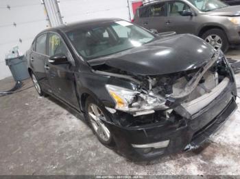  Salvage Nissan Altima