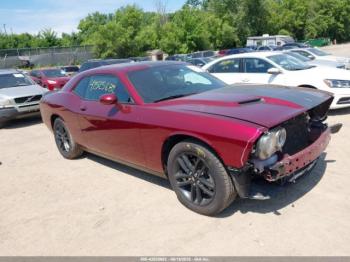  Salvage Dodge Challenger
