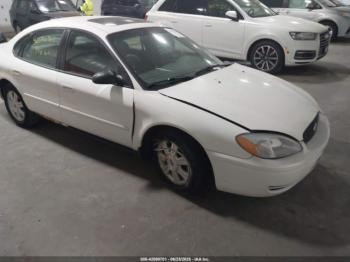  Salvage Ford Taurus