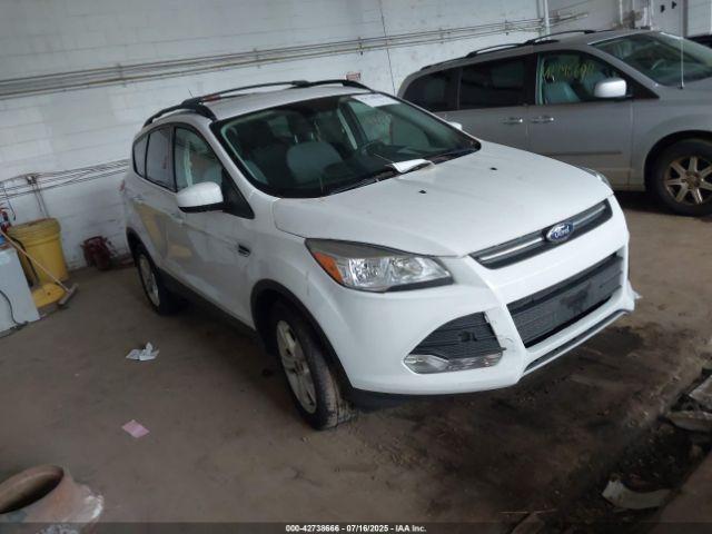  Salvage Ford Escape