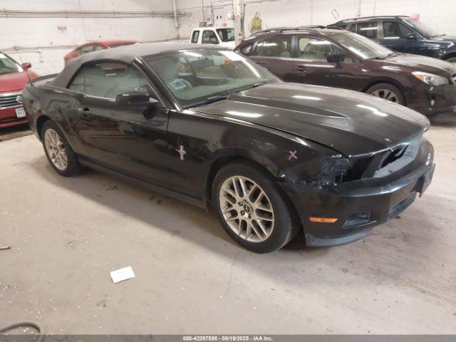  Salvage Ford Mustang