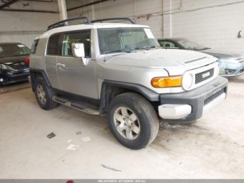  Salvage Toyota FJ Cruiser