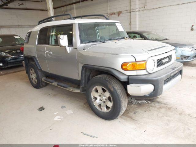  Salvage Toyota FJ Cruiser