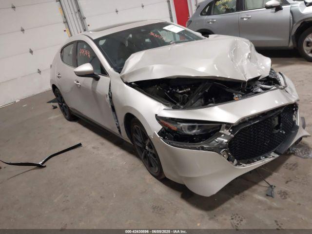 Salvage Mazda Mazda3 Hatchback