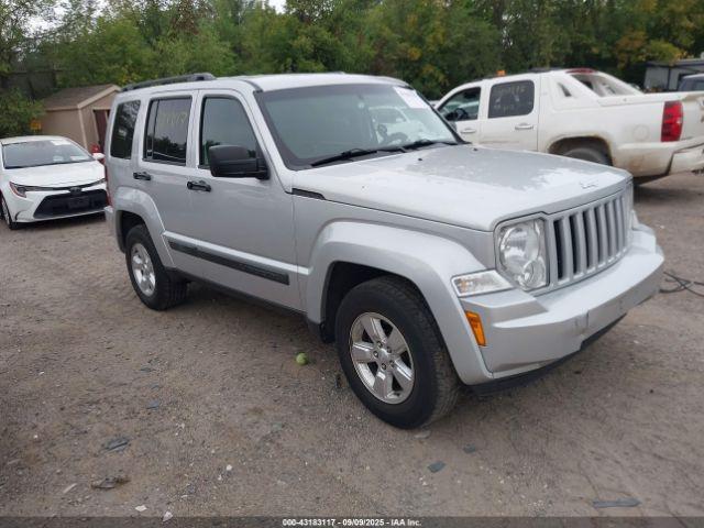  Salvage Jeep Liberty