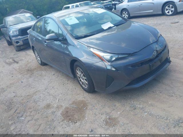  Salvage Toyota Prius