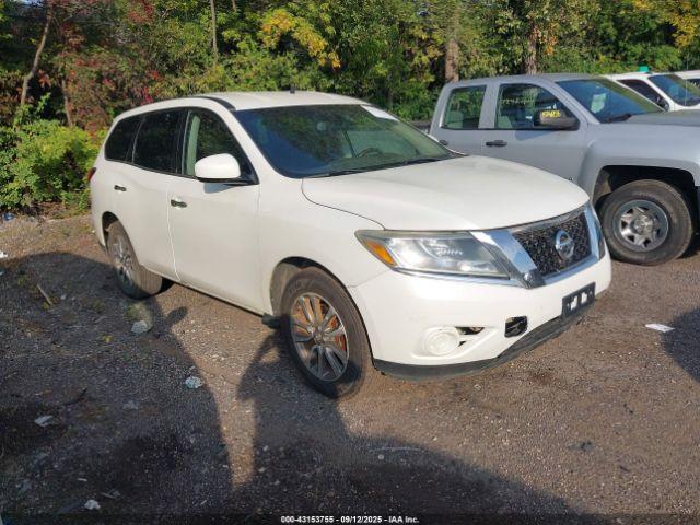  Salvage Nissan Pathfinder